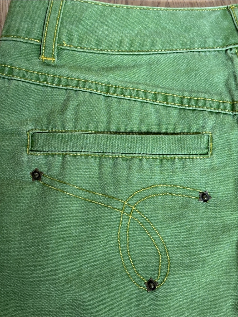 Y2K Fiorucci Green Pleated Mini Skirt Size 5 - Picture 6 of 7